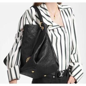 💎✨BEAUTIFUL✨💎 Authentic Louis Vuitton Empreinte Leather Artsy Navy